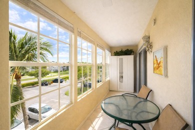 Immaculate 2-bedroom, 1.5-bath condo with a stunning lake view - photo 14