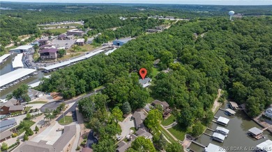 Lakefront living at its finest! This updated 4-bedroom, 3-bath - photo 5