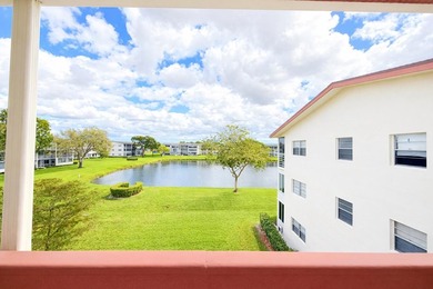 Immaculate 2-bedroom, 1.5-bath condo with a stunning lake view - photo 21