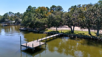 Waterfront vacant land with 198 feet on Choctawhatchee Bay. This - photo 6