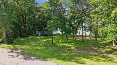 Discover a rare opportunity to own nearly an acre on Lake Julia - photo 37