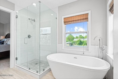 Welcome to this stunning, fully remodeled five bedroom, three - photo 7