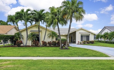 Lake Home For Sale in Boynton Beach, Florida