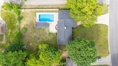 Gorgeous mid-century modern ranch with exquisite architectural - photo 2