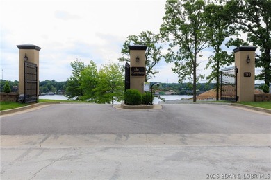 Experience effortless lakefront living in this beautifully - photo 6