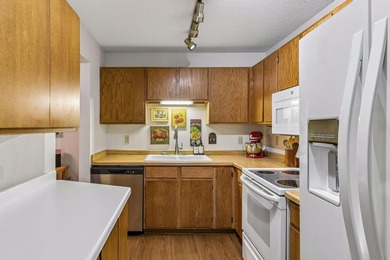 Rarely available corner unit with 3 bedrooms, 2 bathrooms, and 2 - photo 11
