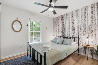 Recently Renovated 5 bedroom elevated chalet that sleeps 14! - photo 32