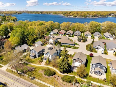 Welcome home to this beautifully renovated Victorian in the - photo 33