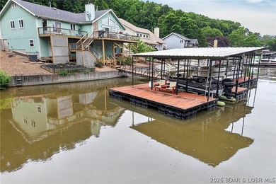 This property offers calm waters, 3 to 4 bedrooms, 3 full baths - photo 7