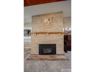 Once a licensed assisted-living home, this one-of-a-kind 4,292 - photo 10