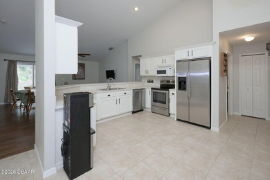 An ideal home in the beautiful and established neighborhood of - photo 12