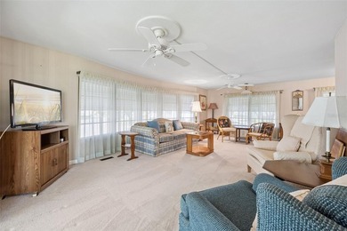 Welcome to easy Florida living in this charming 2 bedroom, 2 - photo 12
