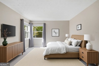 Welcome Home!! Spacious 2 bed 2 bath condo with 1,900 square