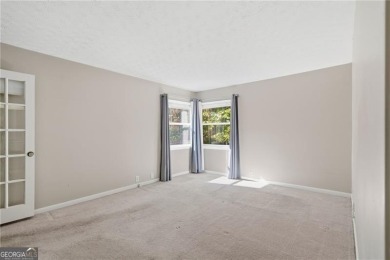 Welcome Home!! Spacious 2 bed 2 bath condo with 1,900 square