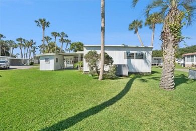 Welcome to easy Florida living in this charming 2 bedroom, 2 - photo 21