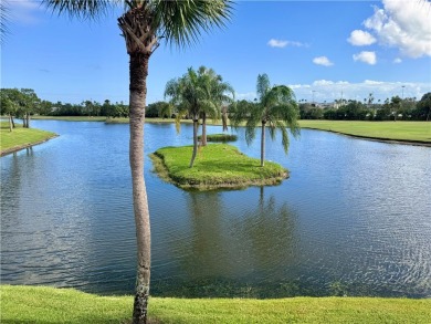 Lake Condo For Sale in Vero Beach, Florida