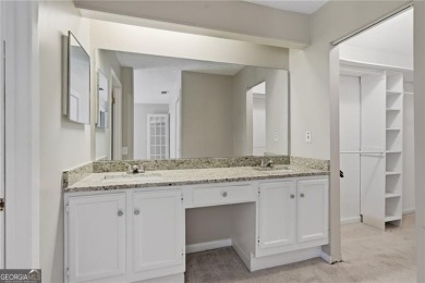 Welcome Home!! Spacious 2 bed 2 bath condo with 1,900 square