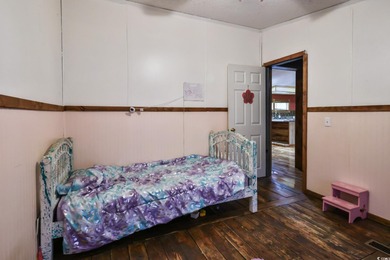 Charming country retreat with unbeatable convenience! This