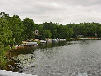This fantastic home on the 18th hole of the Royal golf course