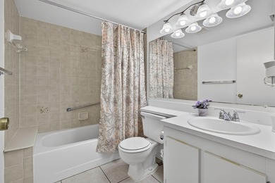 Enjoy peaceful lake views from this condo w/ living/dining room - photo 33