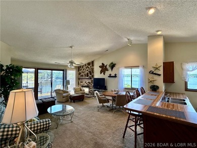 RARE CONDO NOW AVAILABLE!! Jonathan's Landing top floor, end - photo 3