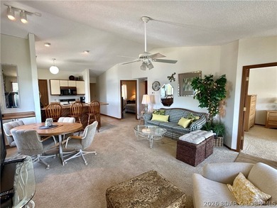 RARE CONDO NOW AVAILABLE!! Jonathan's Landing top floor, end - photo 8