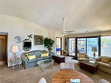 RARE CONDO NOW AVAILABLE!! Jonathan's Landing top floor, end - photo 10