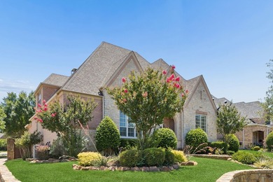 Located within the prestigious golf community of Castle Hills - photo 2