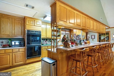 The Lake Life that you deserve! This custom-built home is - photo 12