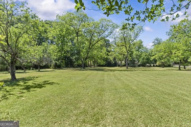 Tucked between Athens and Lake Oconee in the peaceful - photo 13