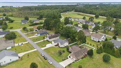 Motivated Seller--bring your offer! This beautifully maintained - photo 7