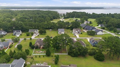 Motivated Seller--bring your offer! This beautifully maintained - photo 8