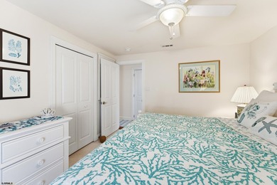 Exceptional custom-built Gardens home offering a spacious floor - photo 22