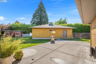 Beautifully updated classic 1959 Mid-Century ranch situated on a - photo 34