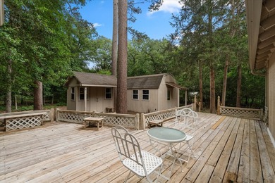 Nestled within the tranquil embrace of East Texas's piney woods - photo 7