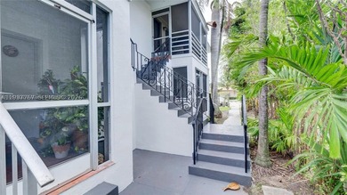 Prime 4-unit multifamily opportunity in the heart of Normandy - photo 3