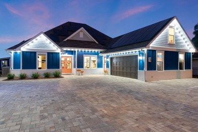 Bayfront Luxury. Endless Horizons. Waterfront Living. No HOA. A - photo 12