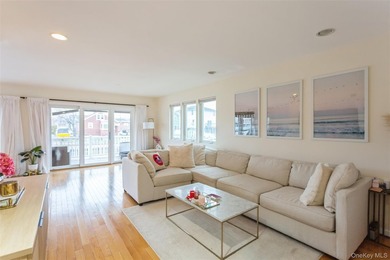 Calling all boat lovers and coastal enthusiasts! This absolutely - photo 12
