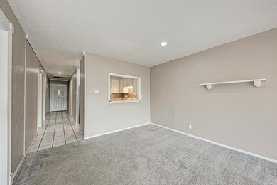 Investor Opportunity in Horseshoe Bay! Tenant in place and a - photo 13