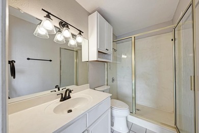 Investor Opportunity in Horseshoe Bay! Tenant in place and a - photo 22