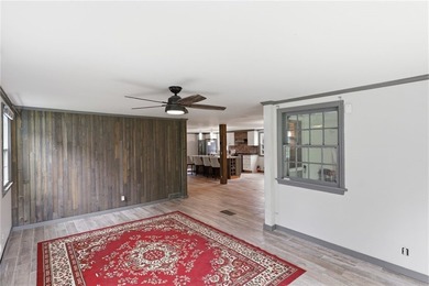 Welcome to 135 Glen Ellyn Way, a beautifully updated home - photo 4