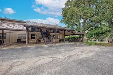 Investor Opportunity in Horseshoe Bay! Tenant in place and a - photo 36