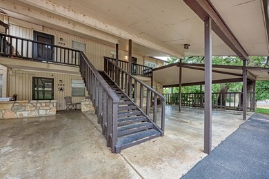 Investor Opportunity in Horseshoe Bay! Tenant in place and a - photo 37