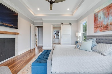 Bayfront Luxury. Endless Horizons. Waterfront Living. No HOA. A - photo 38