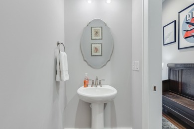 Bayfront Luxury. Endless Horizons. Waterfront Living. No HOA. A - photo 43