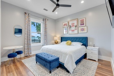 Bayfront Luxury. Endless Horizons. Waterfront Living. No HOA. A - photo 49