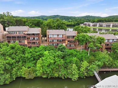 Welcome to your perfect lakeside escape! This beautifully - photo 4