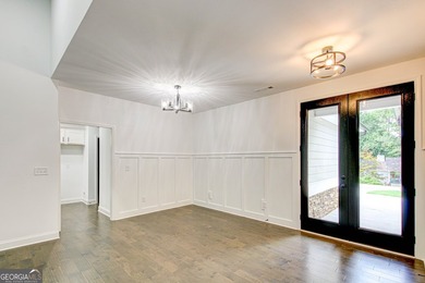 New construction home with 4 bedrooms and 2 bathrooms. Double - photo 15