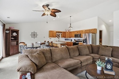 Welcome to your perfect lakeside escape! This beautifully - photo 9