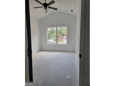 New construction home with 4 bedrooms and 2 bathrooms. Double - photo 21